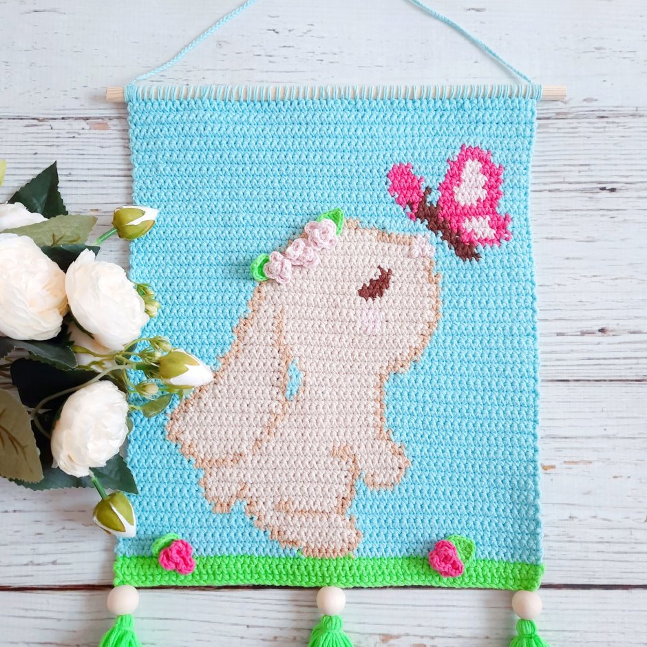 Вязаное панно на стену