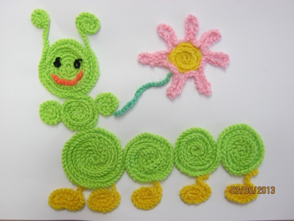 Картины из вязаных фруктов