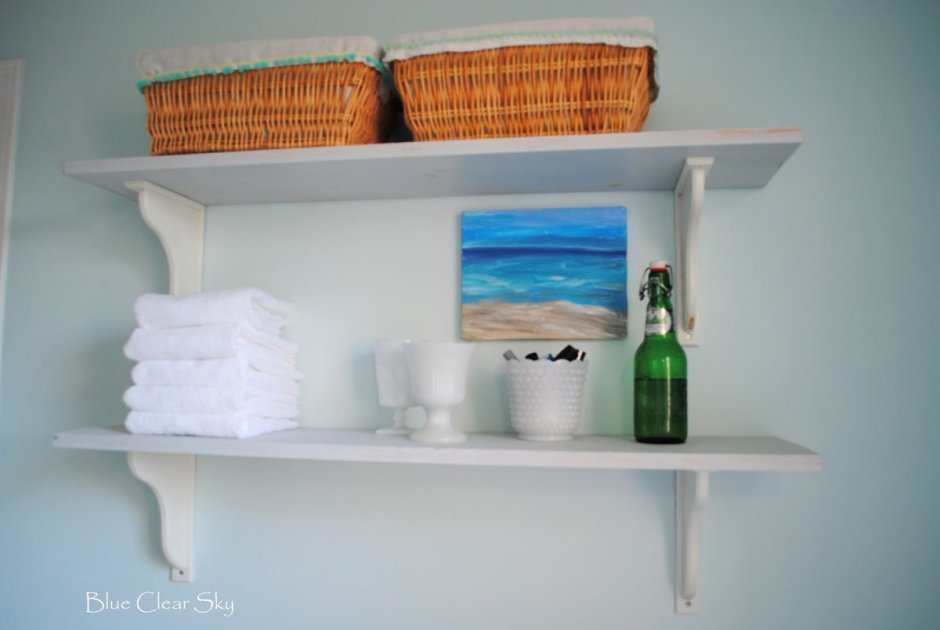 Полочки в ванную комнату