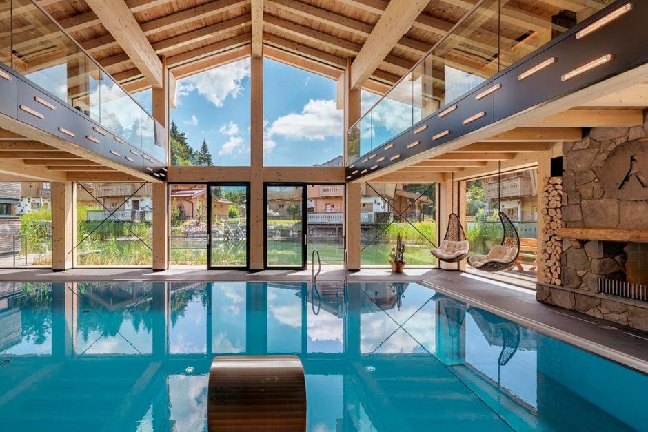 Одноэтажный дом с бассейном