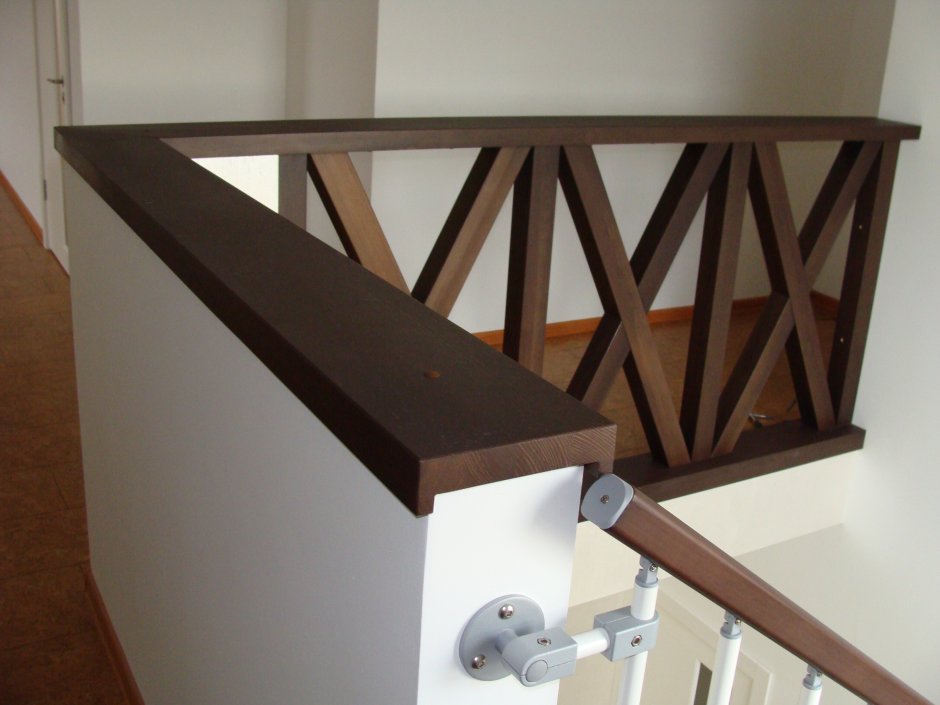 Перила из профильной трубы