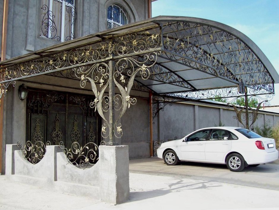 Кованые навесы для автомобилей
