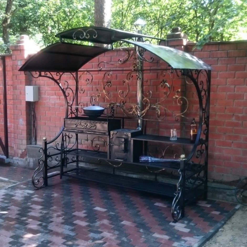 Красивые кованые мангалы
