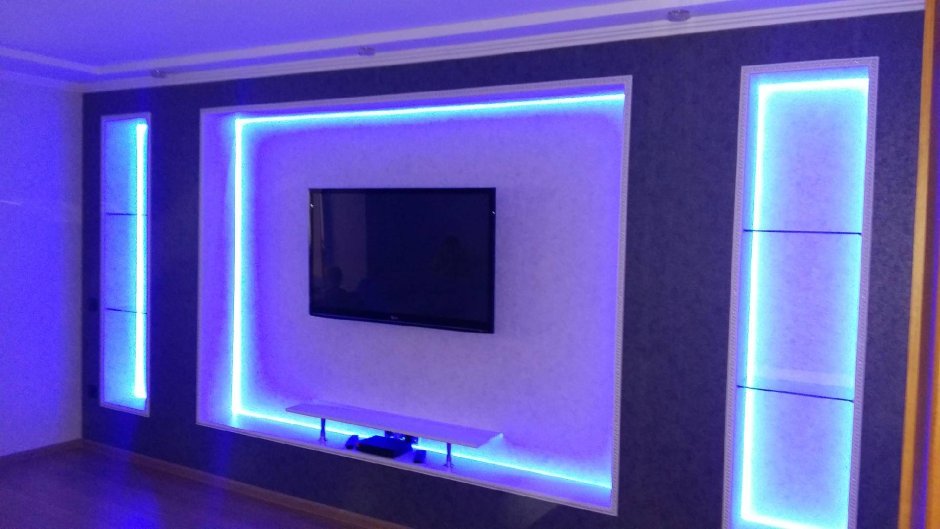 Подсветка стены с телевизором