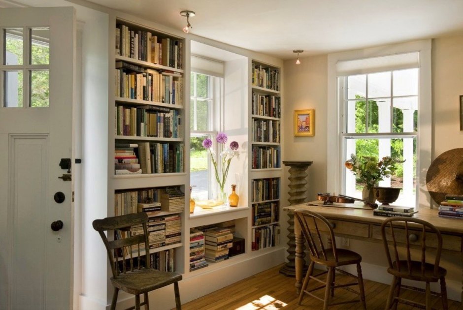 Книжные шкафы в интерьере
