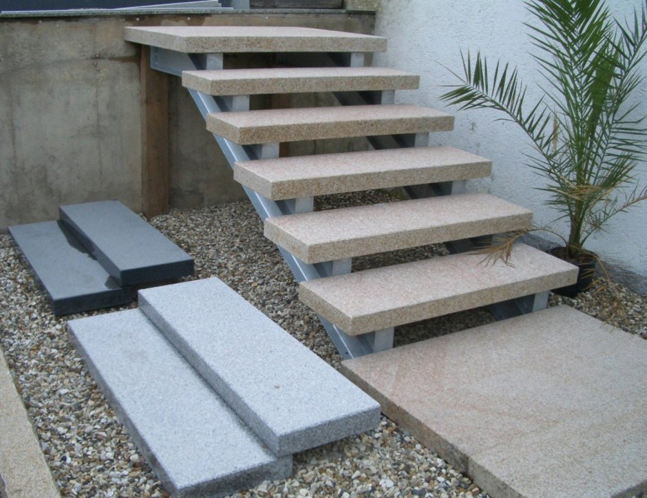 Ступени для уличной лестницы