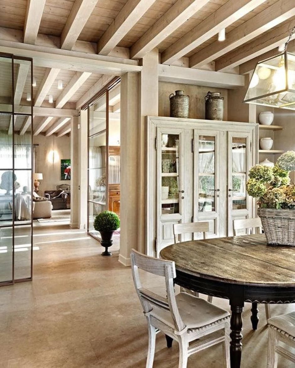 Интерьер в деревянном доме