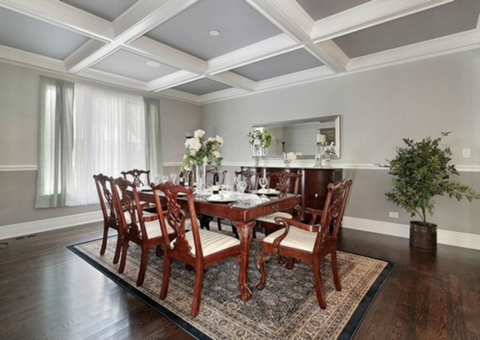 Потолочные балки в цвет стен