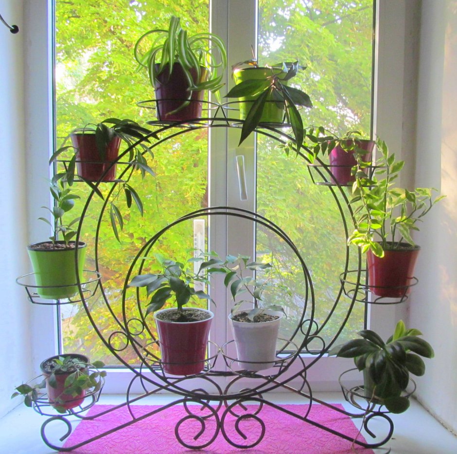 Подставка для цветов на подоконник