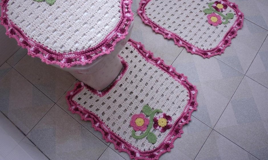 Коврик в ванную крючком
