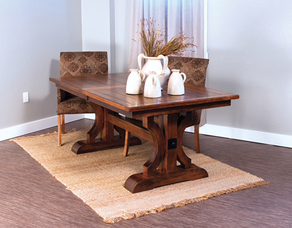 Стол деревянный