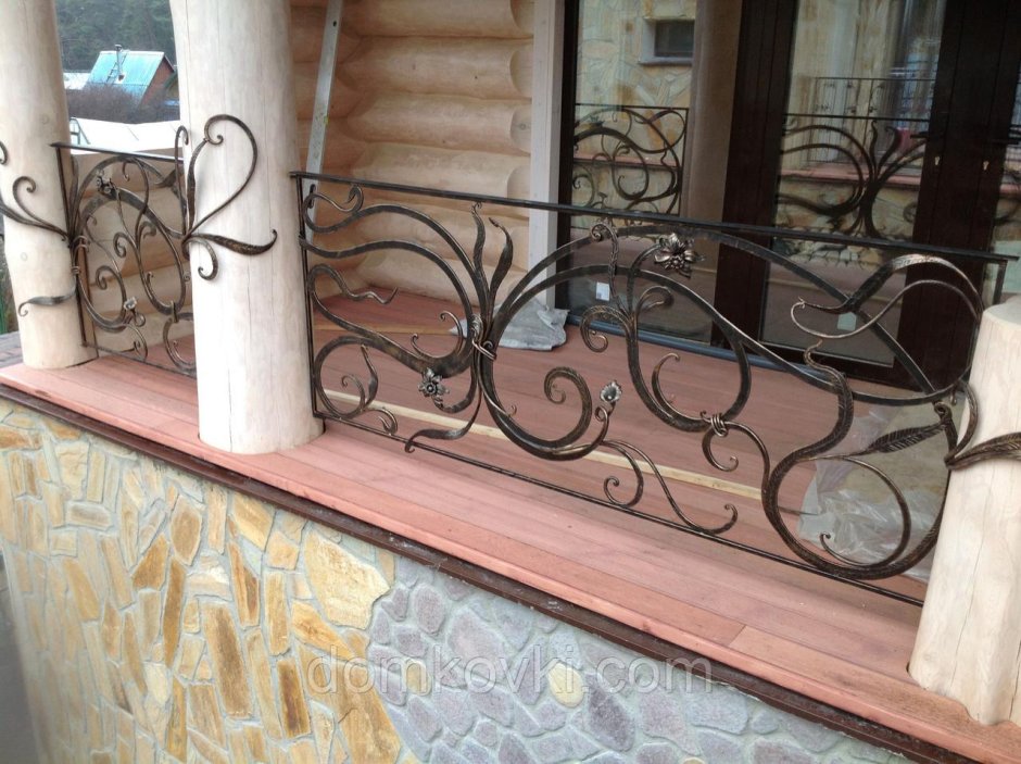 Кованые ограждения для террасы