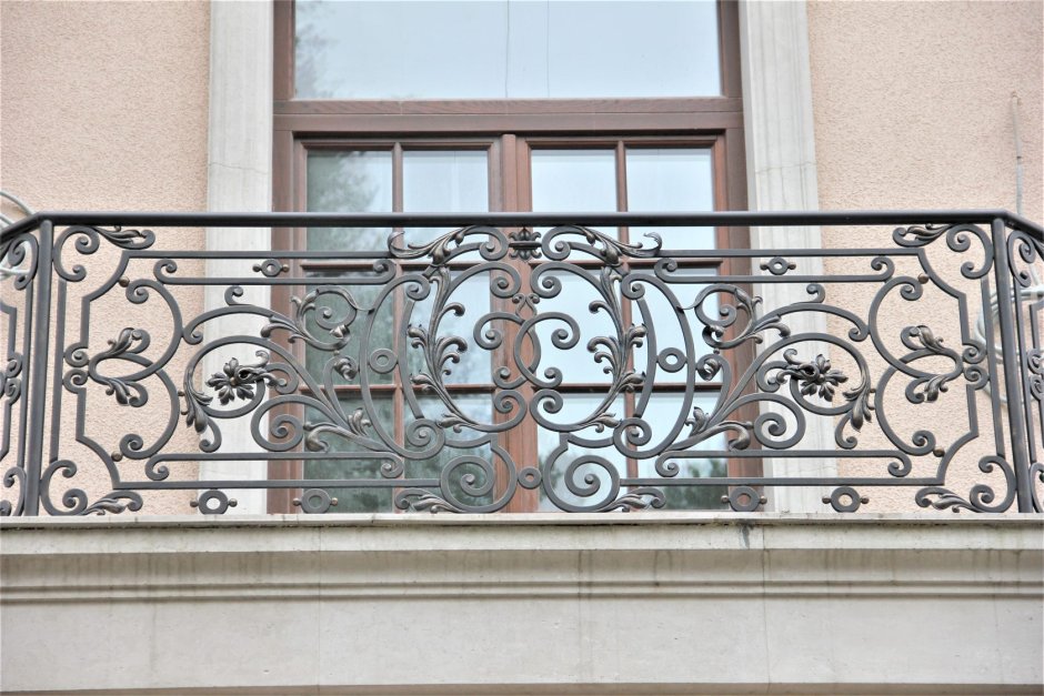Кованые ограждения на окна
