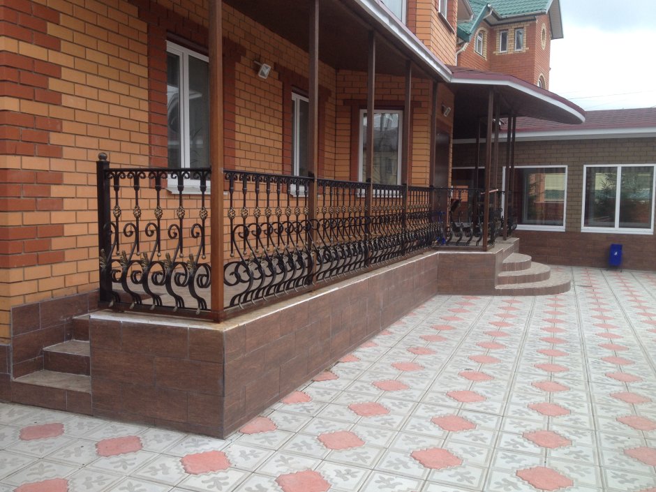 Кованые ограждения для террасы