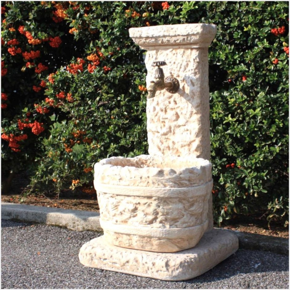 Декоративный уличный кран для воды