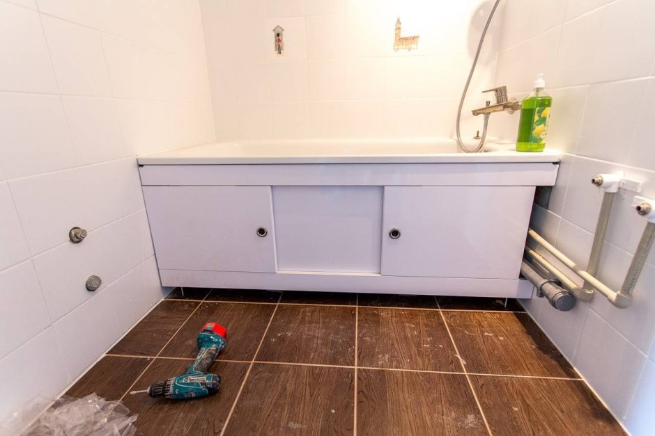 Полка в ванную под раковину