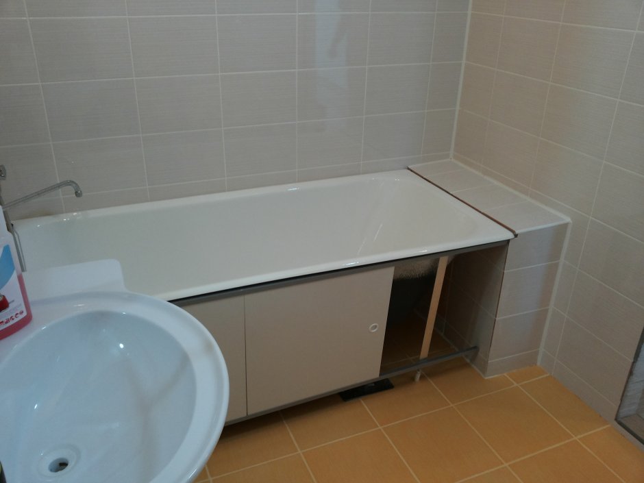 Организация пространства под ванной