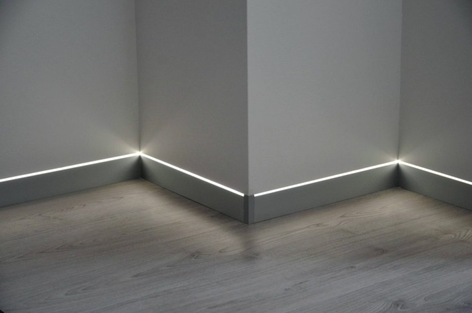 Плинтус с подсветкой