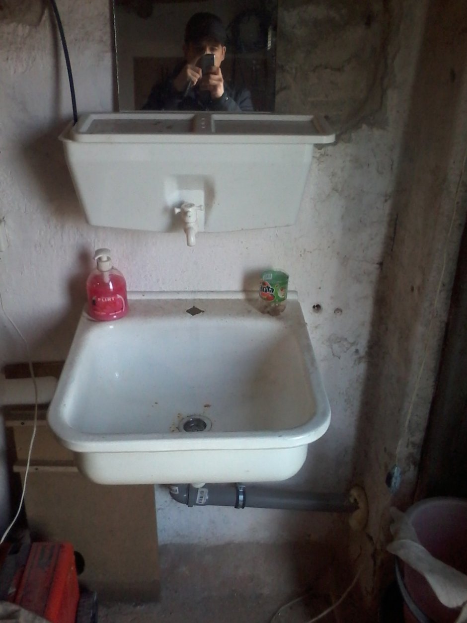 Гаражный умывальник