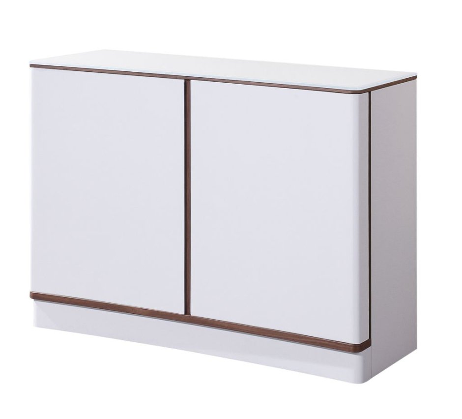 Комод с распашными дверцами