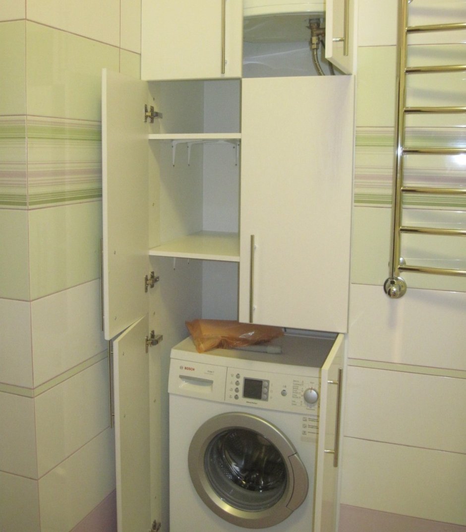 Шкаф над стиральной машиной в ванной