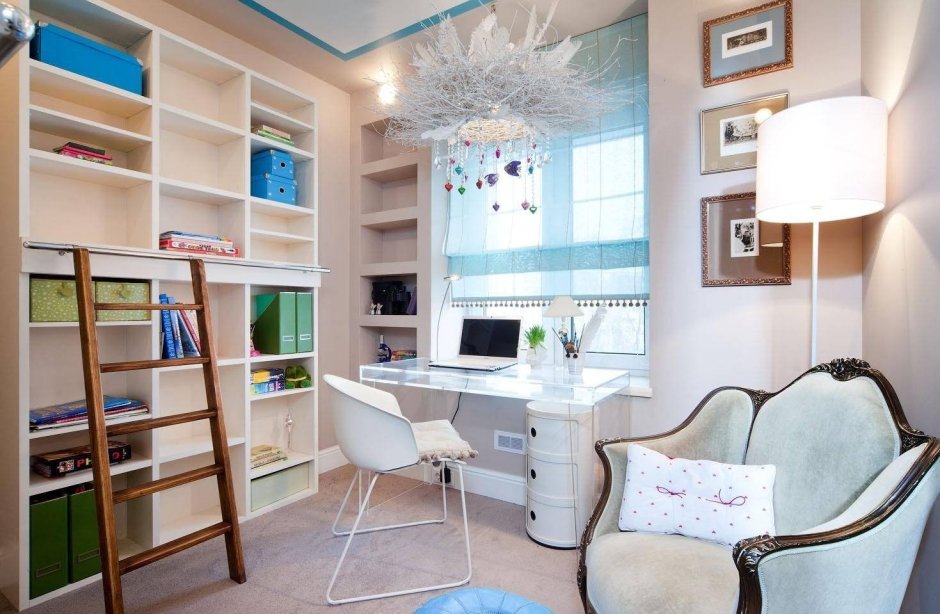 Детская на балконе