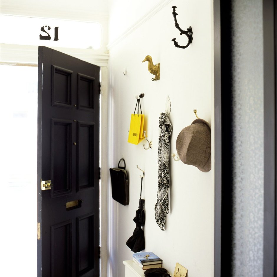 Вешалка в прихожую