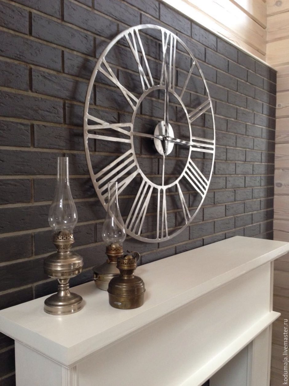 Уличные часы в стиле лофт