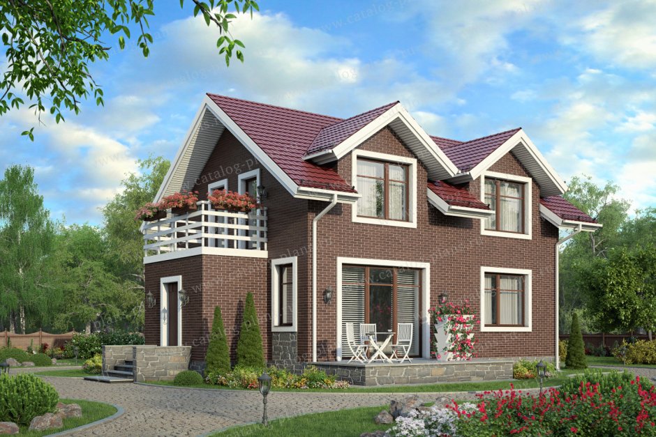 Дом из кирпича с мансардой и лоджией