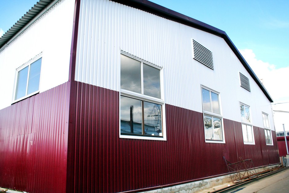 Фасад из профнастила