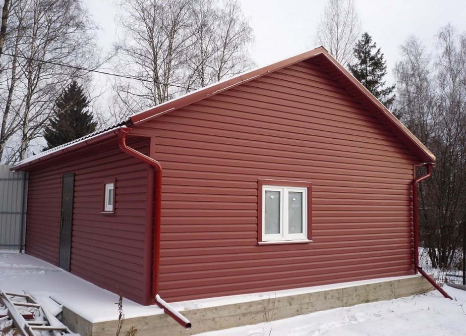 Отделка фасада профнастилом