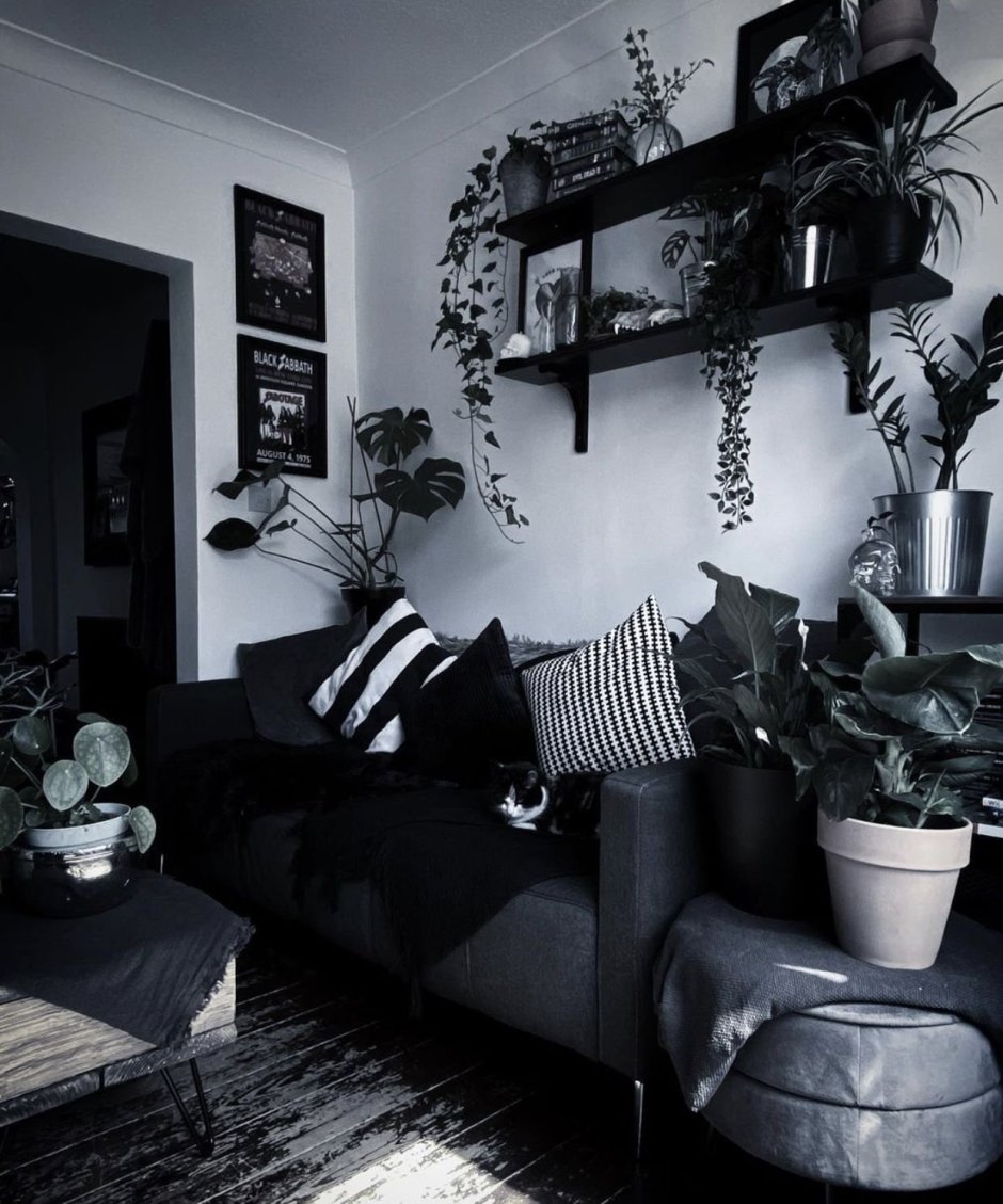 Украшение комнаты в чёрном стиле