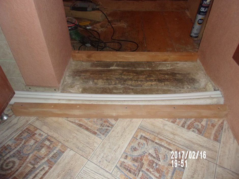 Порожек из комнаты в комнату