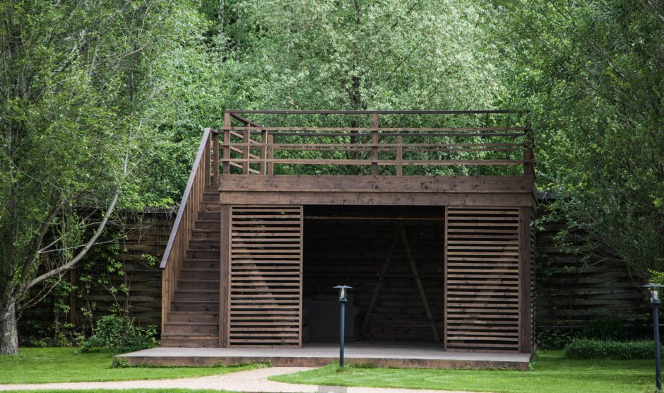 Двухэтажная пергола