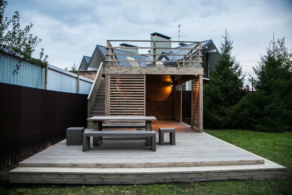 Двухуровневая беседка с площадкой