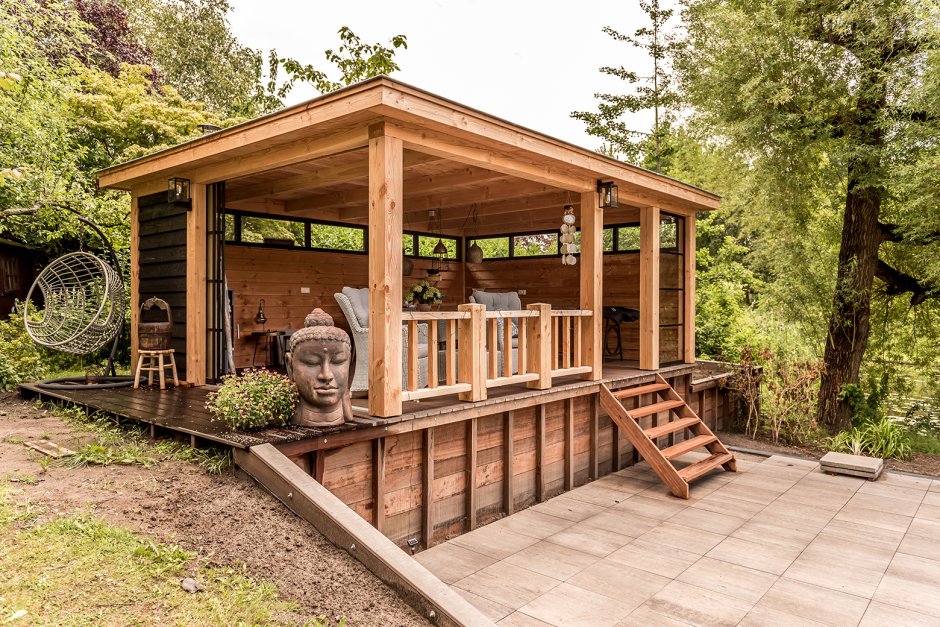 Современная беседка с барбекю