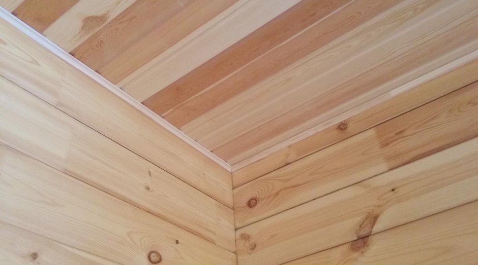 Отделка стыков вагонки