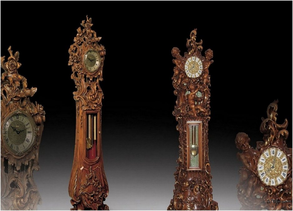 Напольные часы из дерева