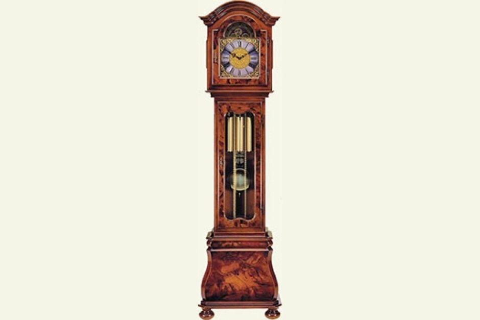 Часы напольные пластиковые