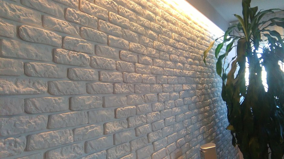 Гипсовый кирпич в интерьере