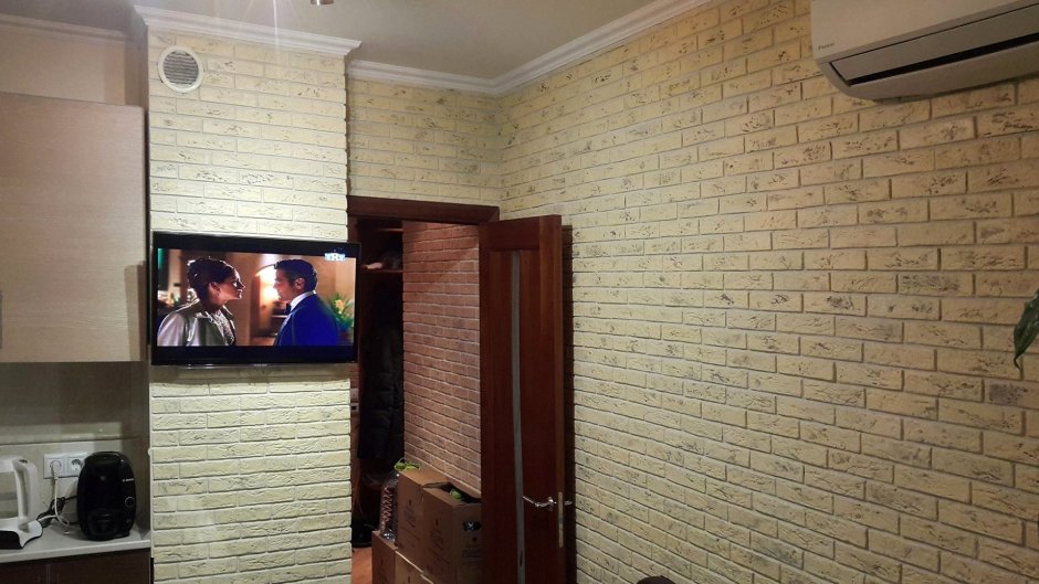 Фреска в прихожей