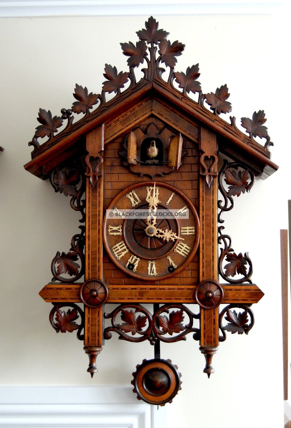 Часы с кукушкой John Baptist Beha