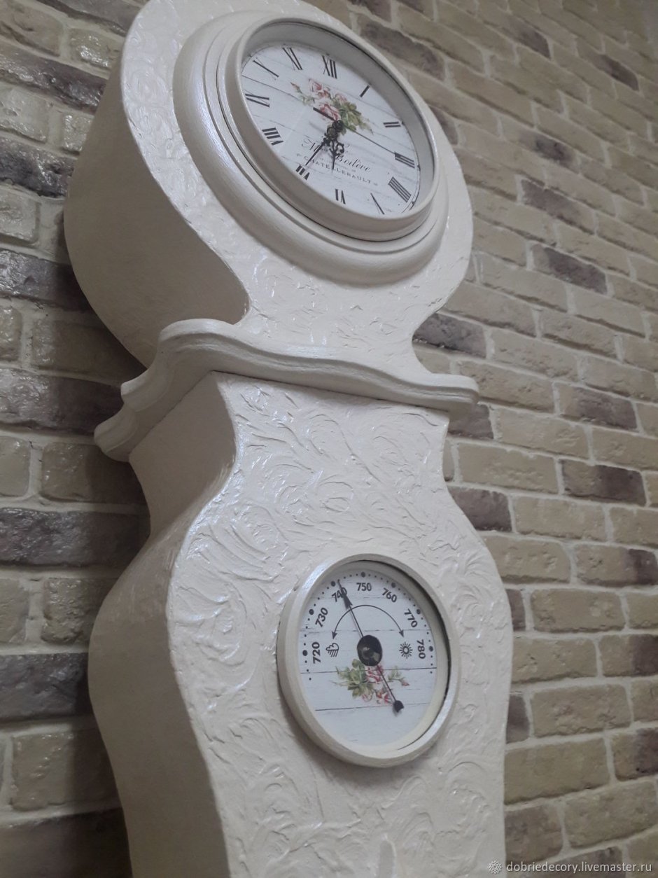 Необычные напольные часы