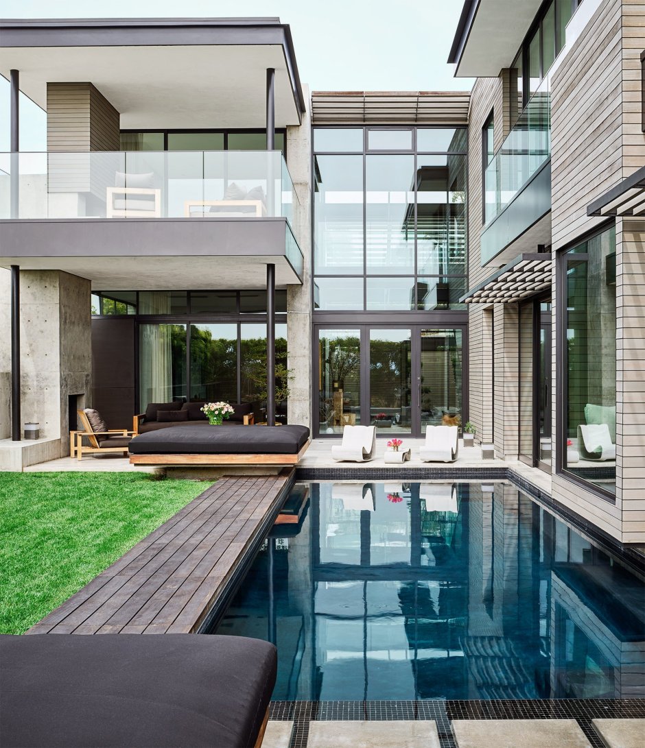 Бассейн в частном доме