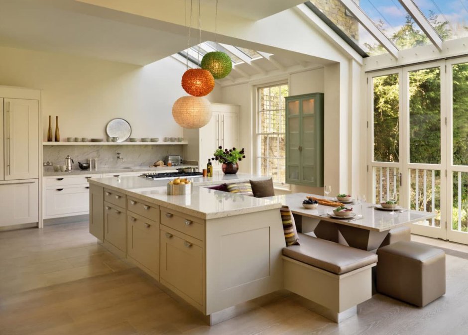 Кухня гостиная с островом