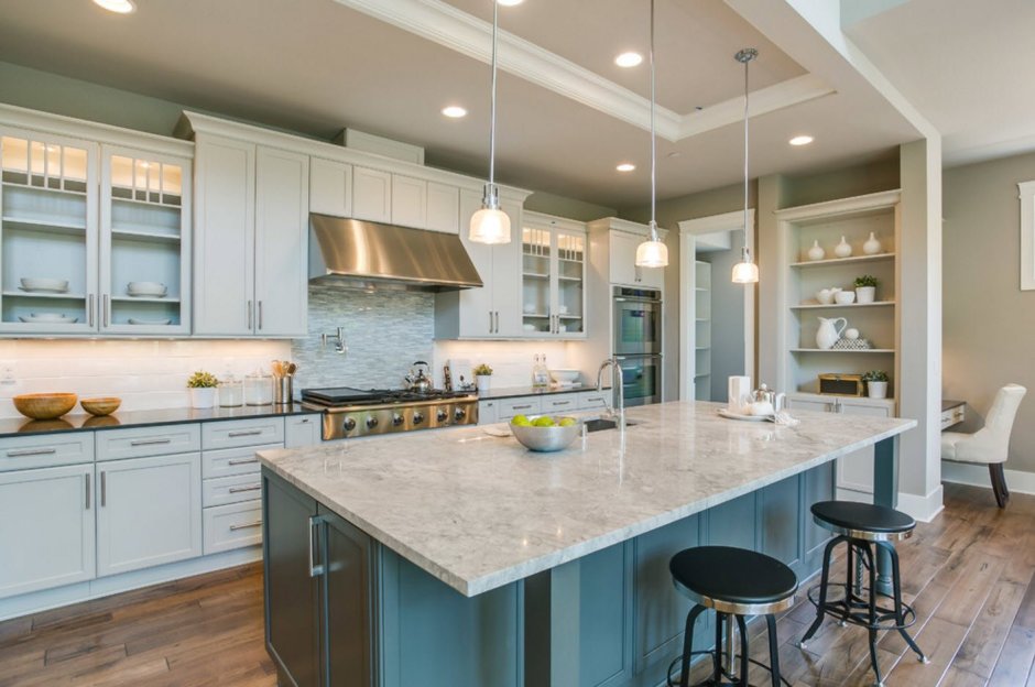 Кухня Будбин с островом