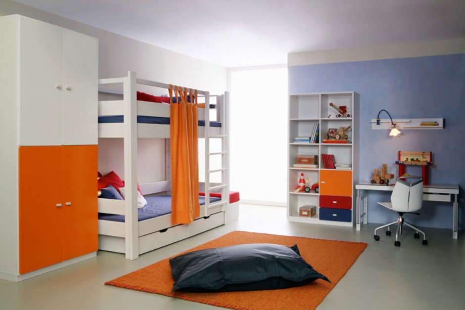 Шкаф-купе в детскую комнату