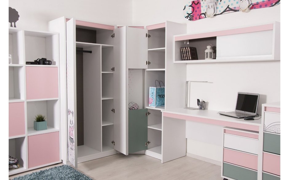 Шкаф в детскую