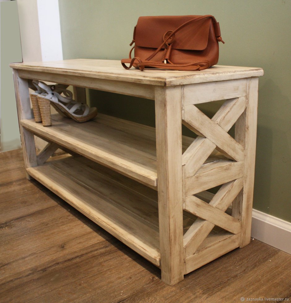 Обувница из дерева
