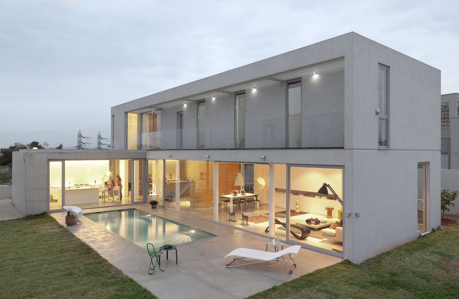 Монолитный бетонный дом